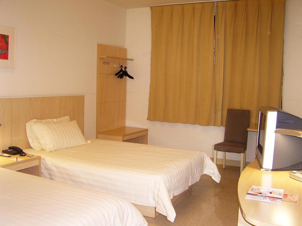 Jinjiang Inn - Beijing Middle Shiyan Road Εξωτερικό φωτογραφία